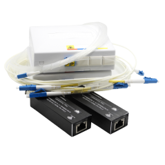 kit complet Discreet Lan pour une liaison gigabit de 30 m Discreet Lan KITS COMPLETS DISCREET LAN 173,67 €KITS COMPLETS DISCR...