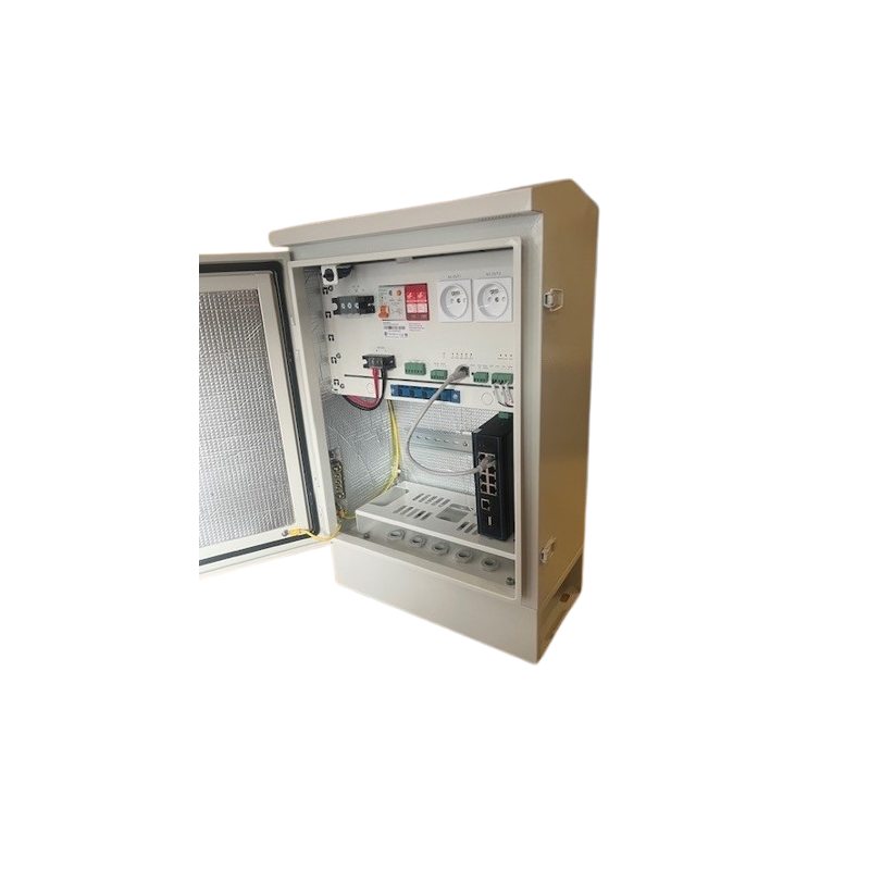 Armoire de rue en acier avec switch 8 ports L2 poe et alim et fonctions Smart livrée équipée