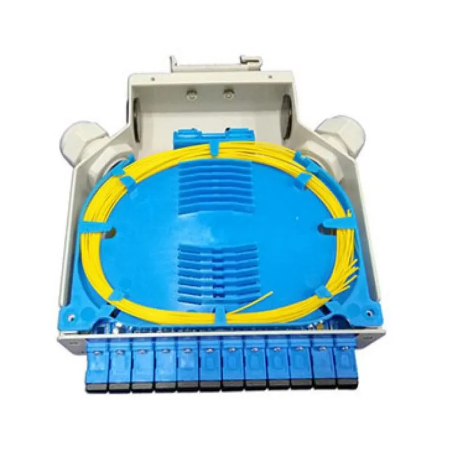 Boitier optique RAIL DIN pour 12 SCSX/6 LCDX avec cassette 12 epissures