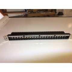 19 Panneau vide 24xRJ45 Noir (avec terre) FIBREOS Panneaux RJ45 et téléphoniques 22,00 €Panneaux RJ45 et téléphoniques