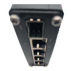 Mini Switch Industriel 4 Port 10/100/1000T 802.3at PoE+1 Port SFP 100/1000 Discreet Lan Switchs industriels 90,00 €Switchs in...