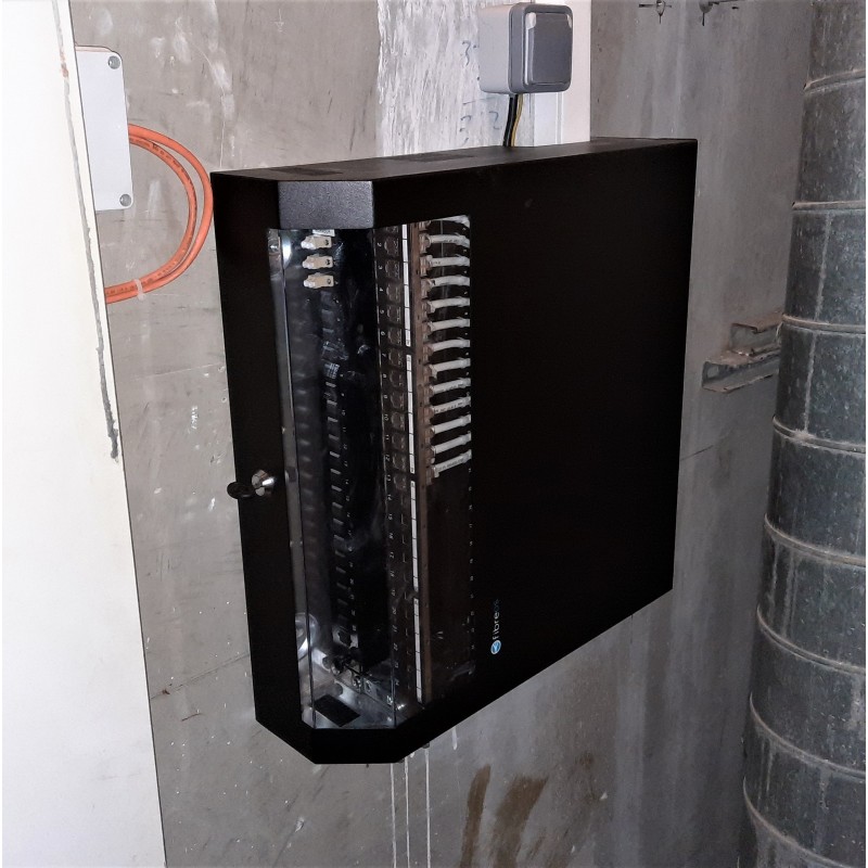 COFFRET MURAL 3U + 2U FAIBLE ENCOMBREMENT- NOIR RAL 9005