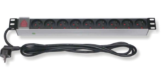 Réglette d'alimentation multiprises 19  - 1 inter lumineux, 8 prises 2P + terr